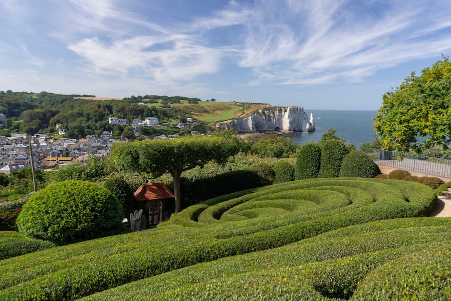 Jardins d'Etretat et porte d'Aval